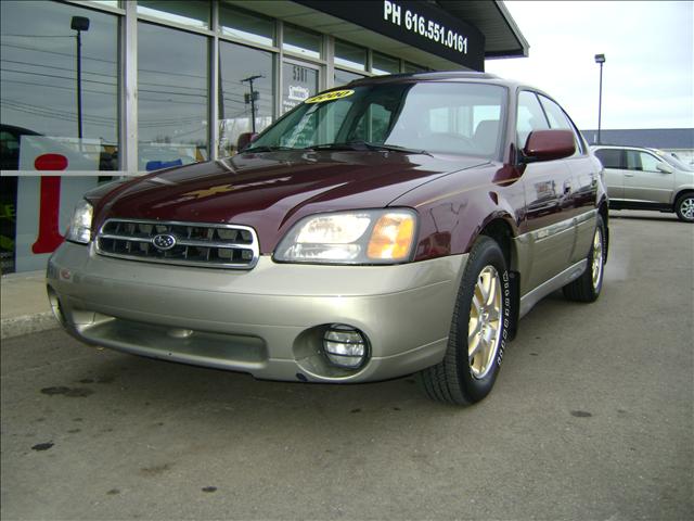 Subaru Outback 2000 photo 2