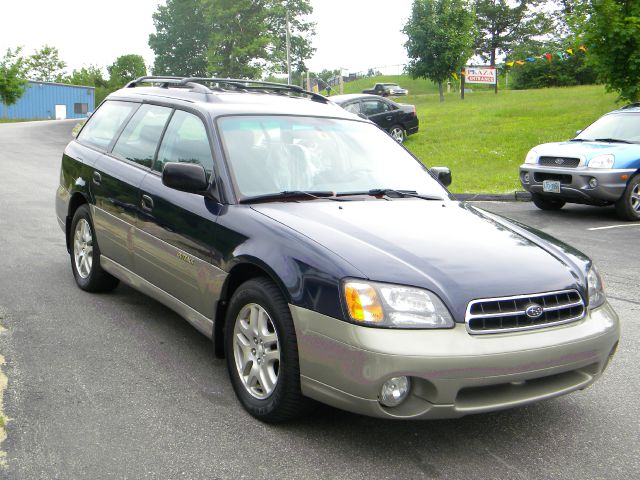 Subaru Outback 2000 photo 11