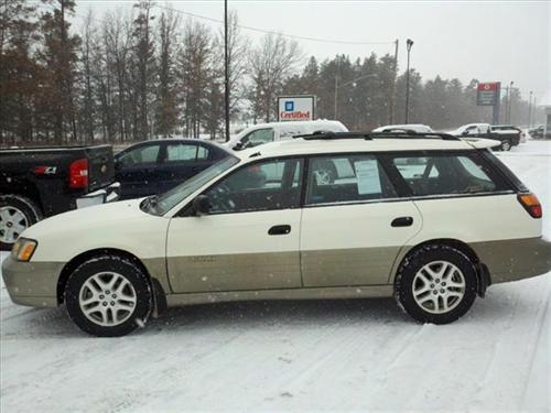 Subaru Outback 2000 photo 3