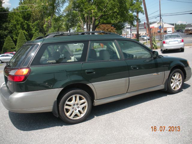 Subaru Outback 2000 photo 1