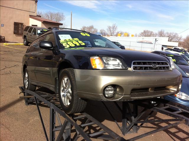 Subaru Outback 2000 photo 1