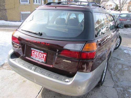 Subaru Outback 2000 photo 3