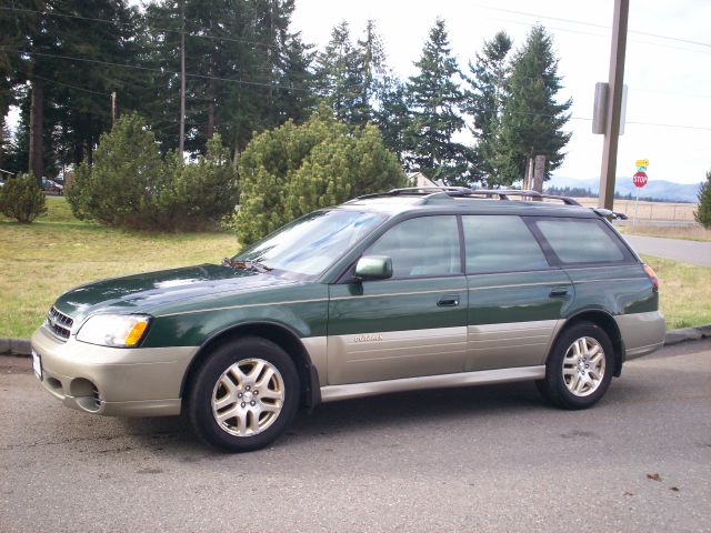 Subaru Outback 2000 photo 1