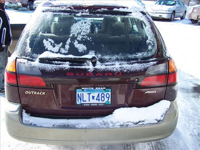 Subaru Outback 2000 photo 4