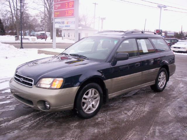 Subaru Outback 2000 photo 2