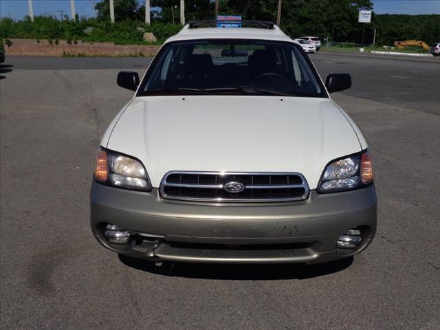 Subaru Outback 2000 photo 3