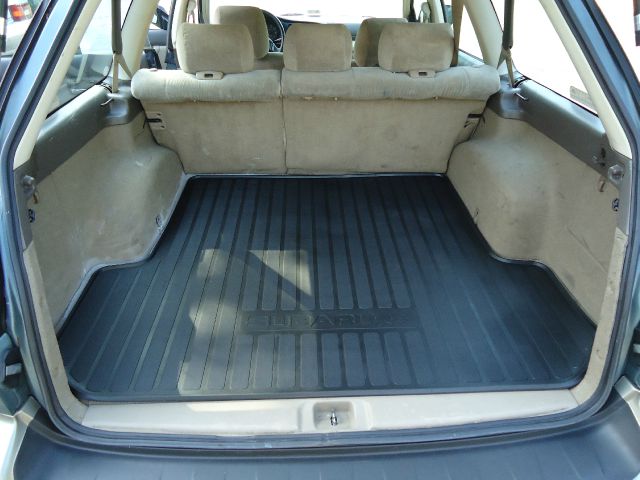 Subaru Outback 2001 photo 5