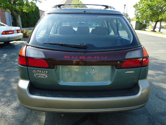 Subaru Outback 2001 photo 6