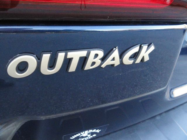 Subaru Outback 2001 photo 3