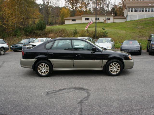 Subaru Outback 2001 photo 3