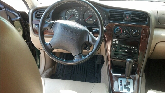Subaru Outback 2001 photo 1