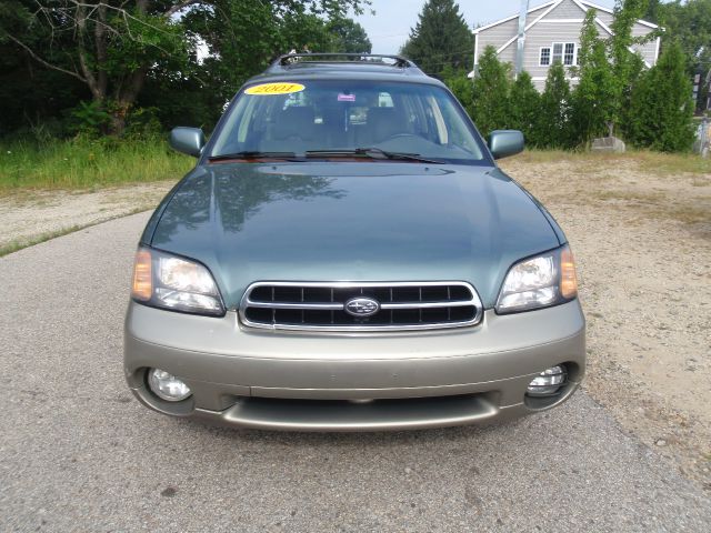 Subaru Outback 2001 photo 2