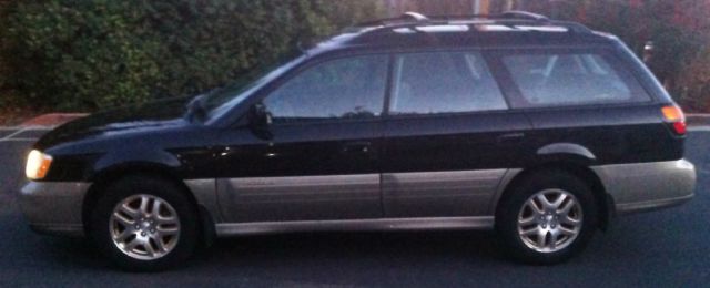 Subaru Outback 2001 photo 1