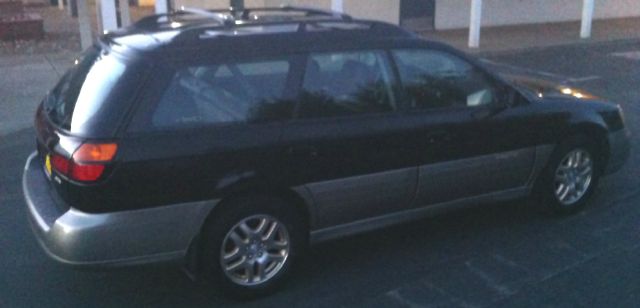 Subaru Outback 2001 photo 3