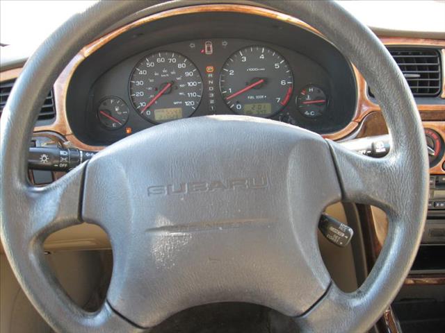 Subaru Outback 2001 photo 0