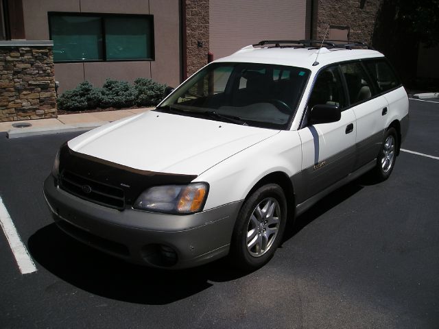 Subaru Outback 2001 photo 4