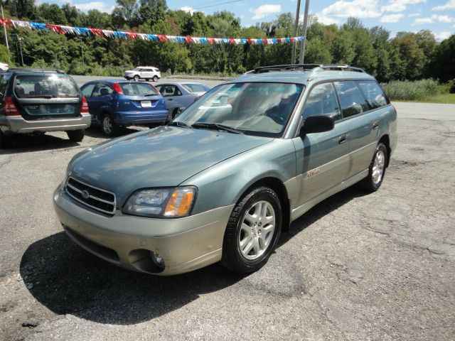 Subaru Outback 2001 photo 2