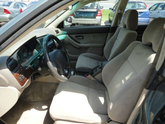 Subaru Outback 2001 photo 3