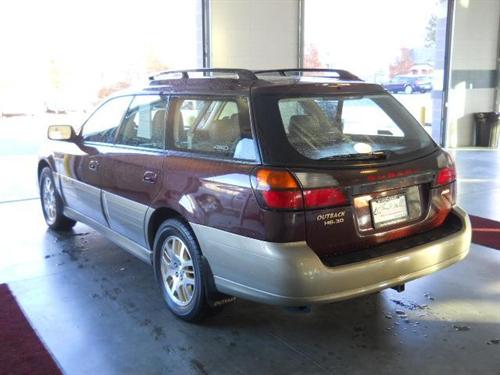 Subaru Outback 2001 photo 2