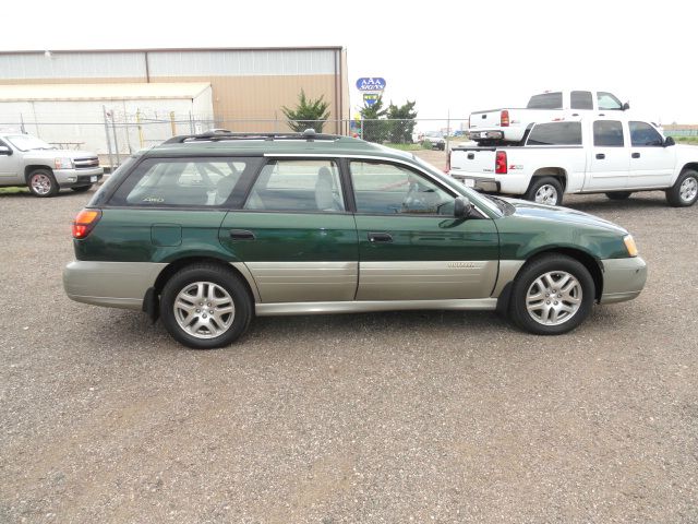 Subaru Outback 2001 photo 2