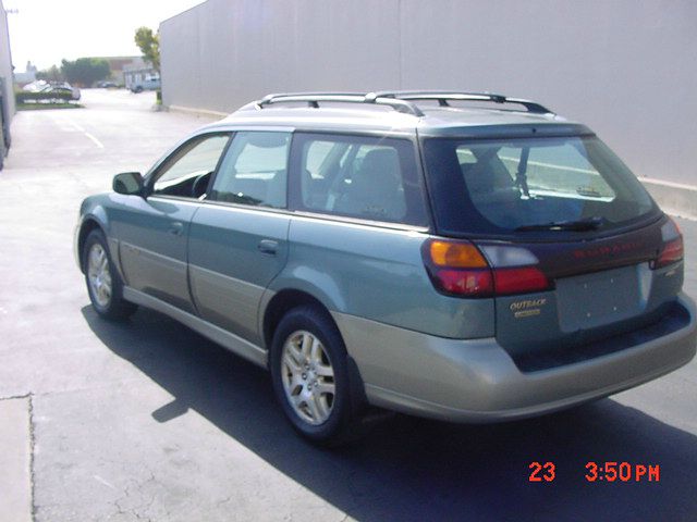 Subaru Outback 2001 photo 1