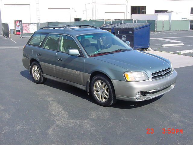 Subaru Outback 2001 photo 3