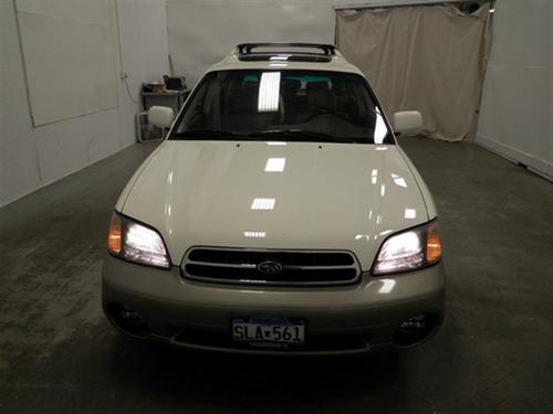 Subaru Outback 2001 photo 1