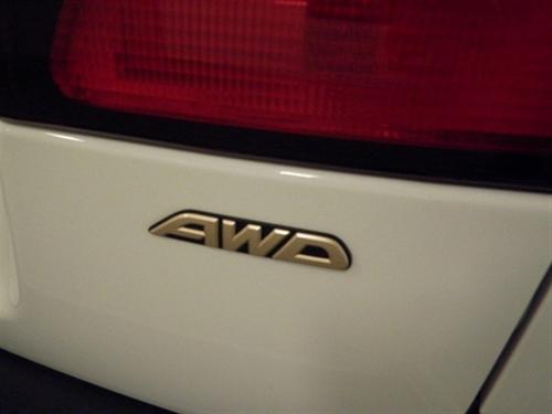 Subaru Outback 2001 photo 2