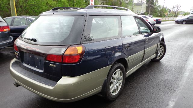 Subaru Outback 2002 photo 4