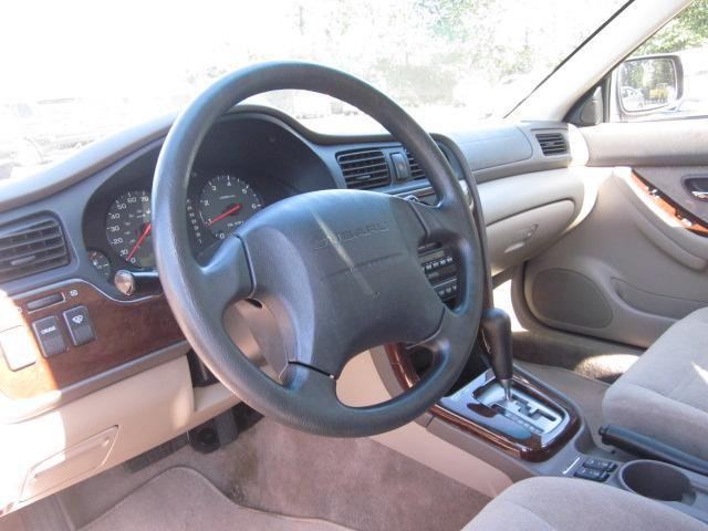 Subaru Outback 2002 photo 1