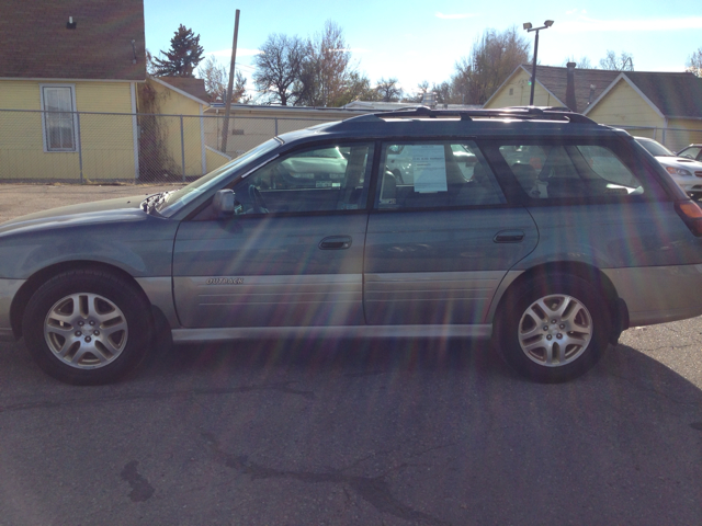 Subaru Outback 2002 photo 1