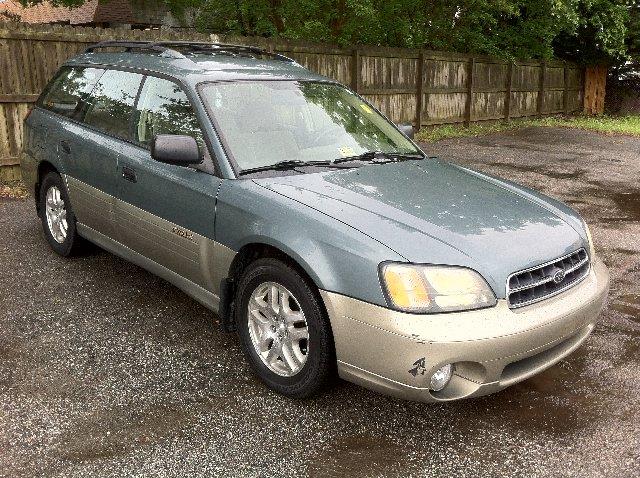 Subaru Outback 2002 photo 1