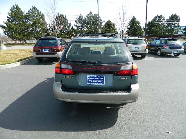 Subaru Outback 2002 photo 3