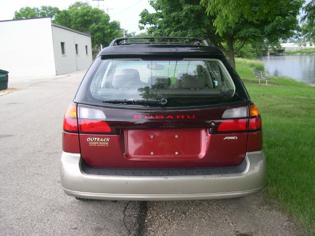 Subaru Outback 2002 photo 1
