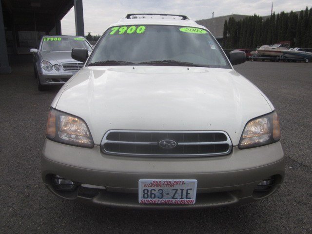 Subaru Outback 2002 photo 4