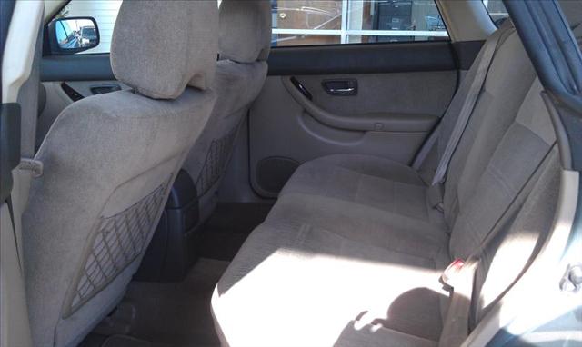 Subaru Outback 2002 photo 5