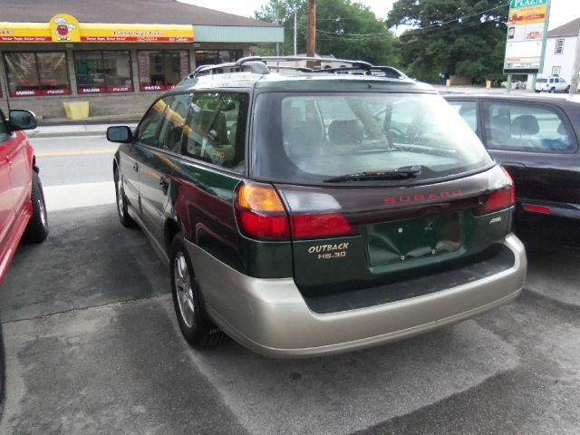 Subaru Outback 2002 photo 3