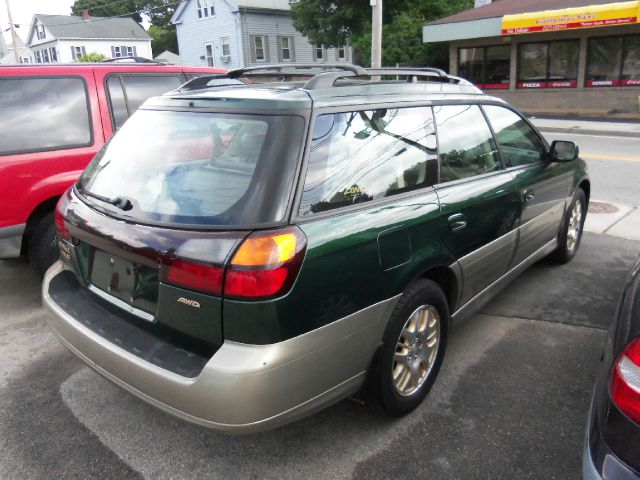Subaru Outback 2002 photo 4
