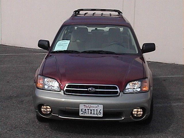 Subaru Outback 2002 photo 2