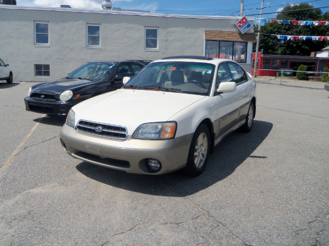 Subaru Outback 2002 photo 1
