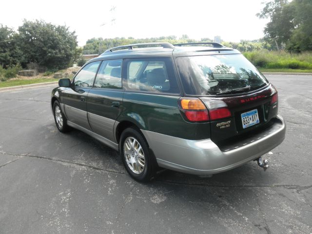 Subaru Outback 2002 photo 4
