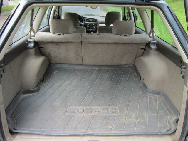 Subaru Outback 2002 photo 7