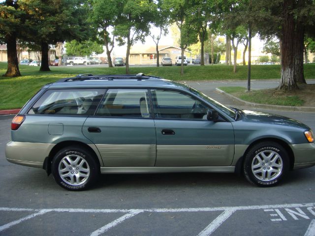 Subaru Outback 2002 photo 4