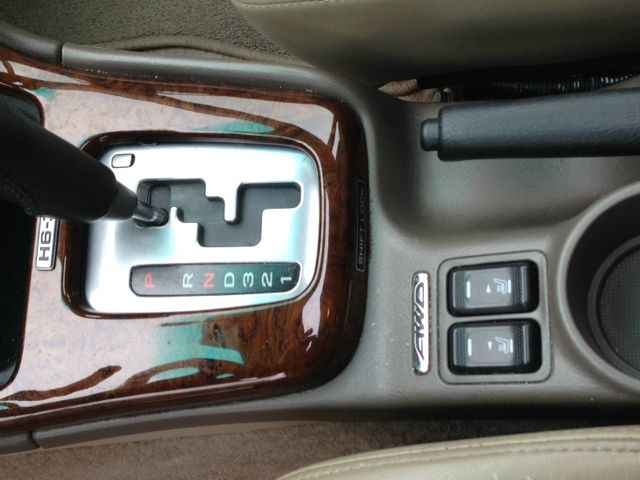 Subaru Outback 2002 photo 4