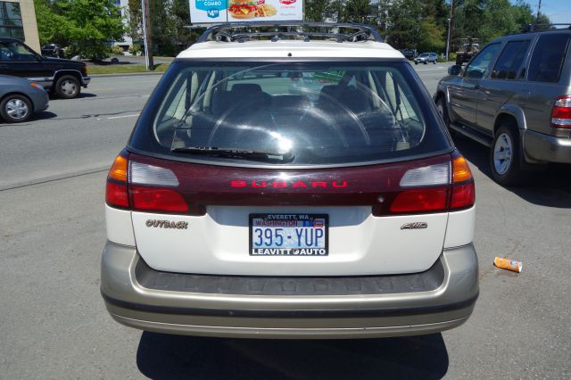Subaru Outback 2002 photo 1