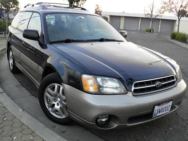 Subaru Outback 2002 photo 3