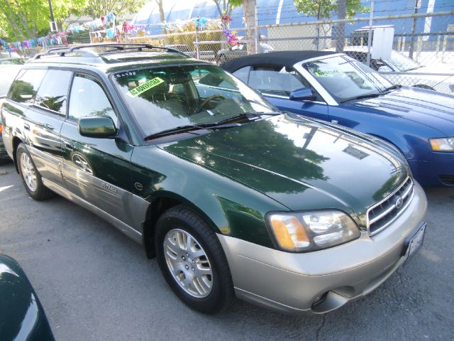 Subaru Outback 2002 photo 2