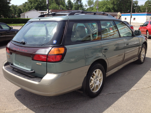 Subaru Outback 2003 photo 2