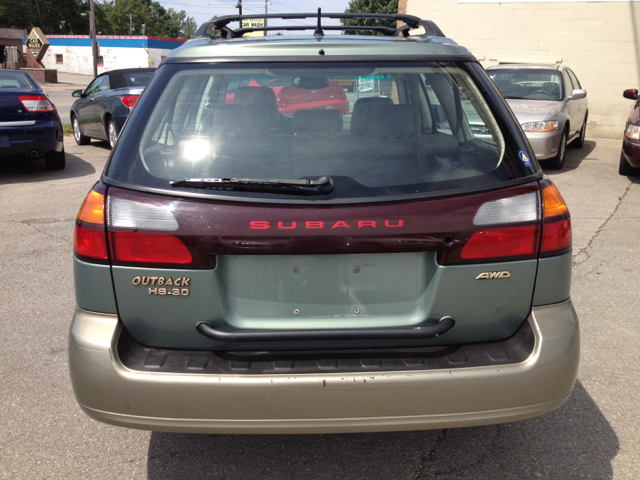 Subaru Outback 2003 photo 3