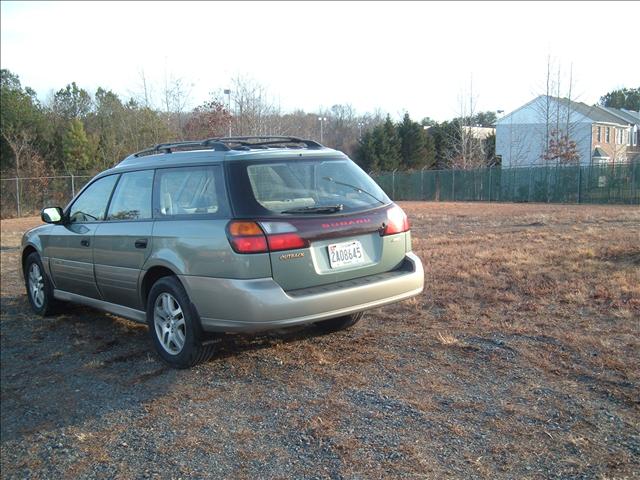 Subaru Outback 2003 photo 1